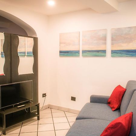 Free Parking - Appartamento In Centro Storico A Genova Екстериор снимка